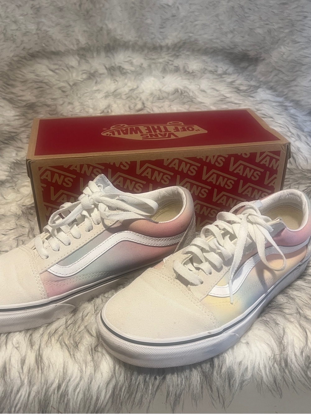 Vans Women’s Cream Sneakers with Pastel Rainbow Panels - Picture 3 of 8